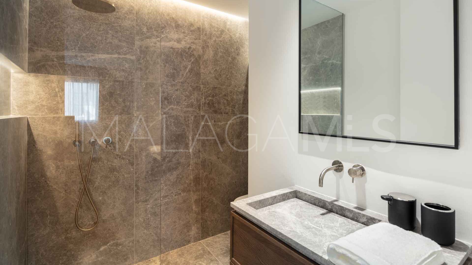 Marina de Puente Romano, apartamento de 3 bedrooms for sale