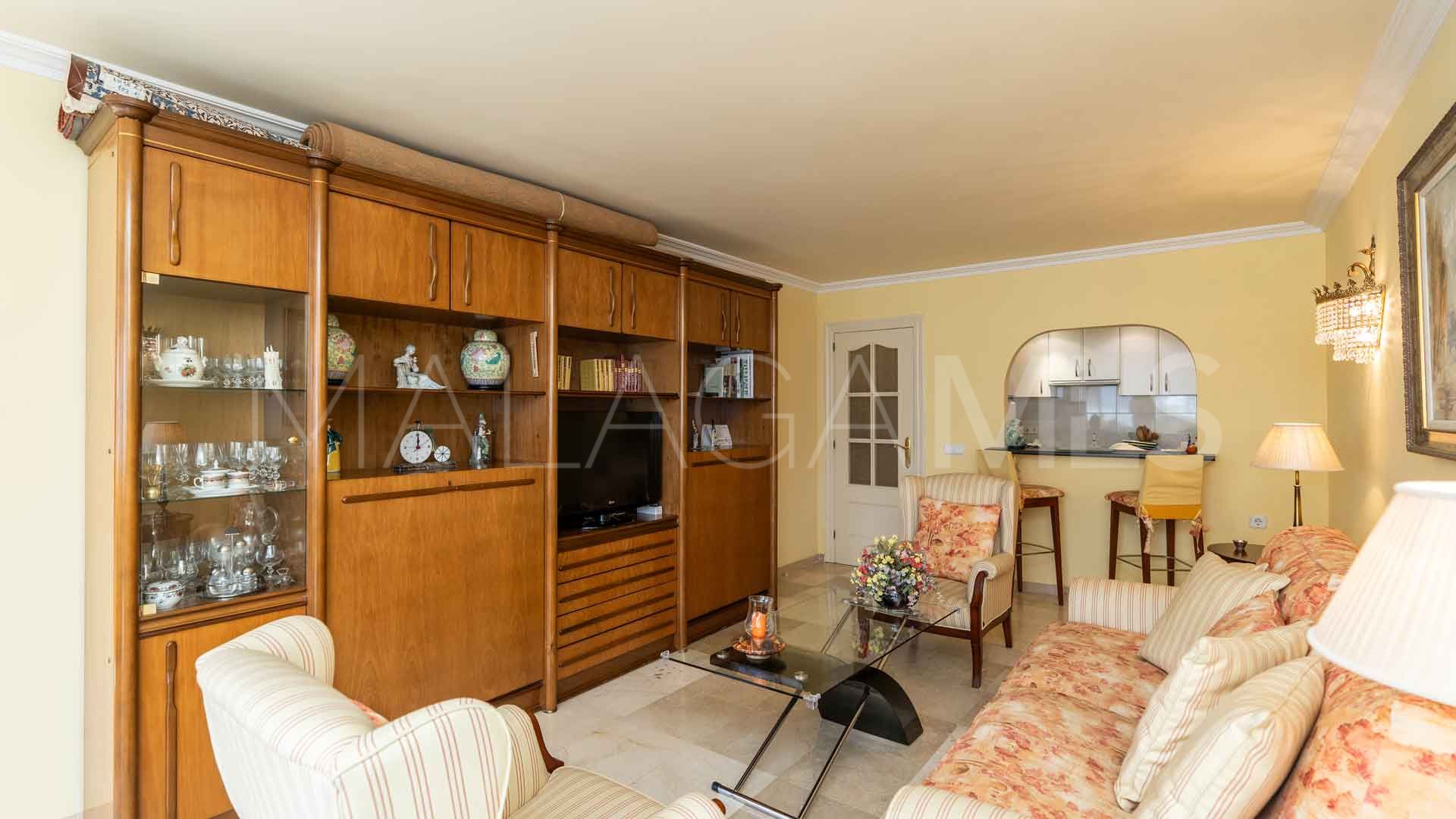 For sale apartment with 1 bedroom in Marbella City