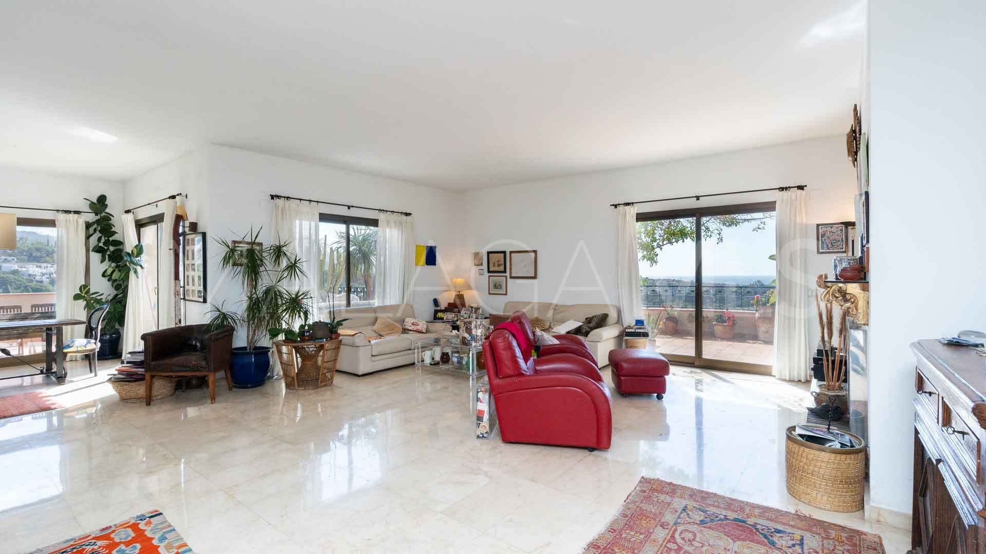 For sale Rio Real Golf penthouse with 4 bedrooms