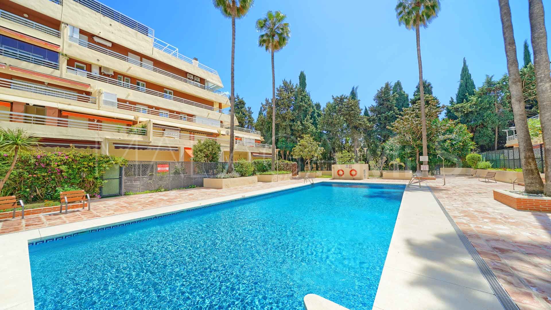 Buy apartamento de 2 bedrooms in Marbella Ciudad