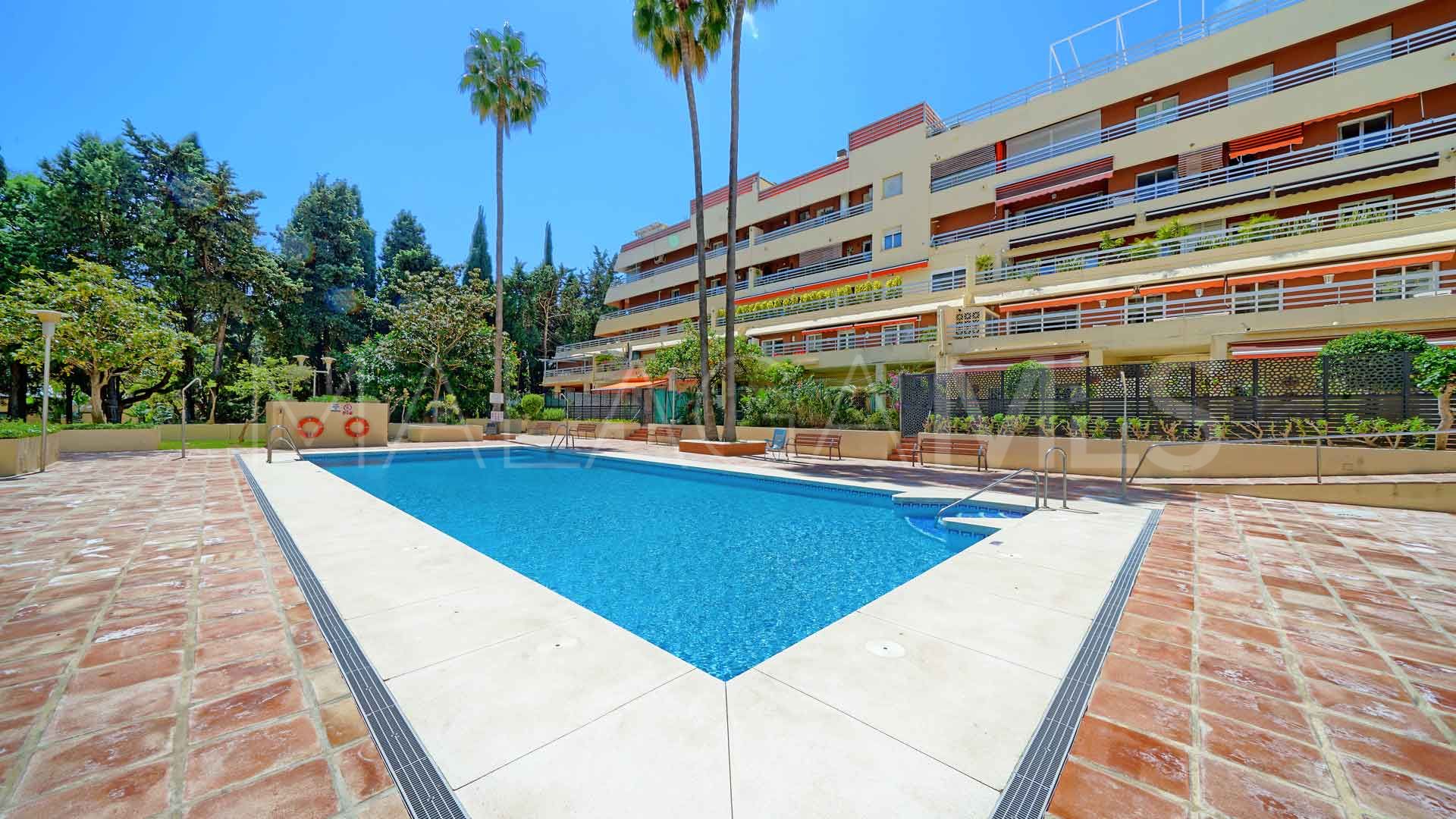 Buy apartamento de 2 bedrooms in Marbella Ciudad