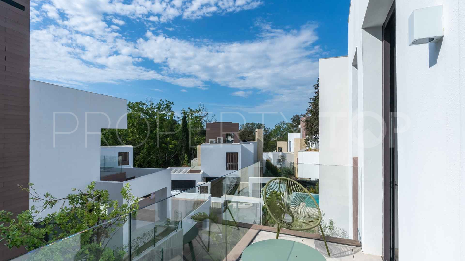 Villa con 4 dormitorios en venta en La Merced