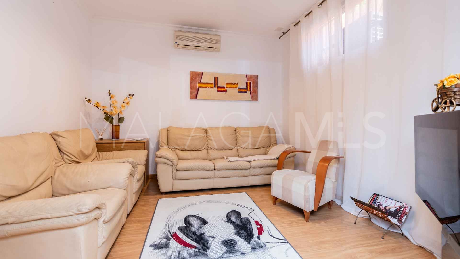 Villa pareada for sale in Santa Clara de 6 bedrooms