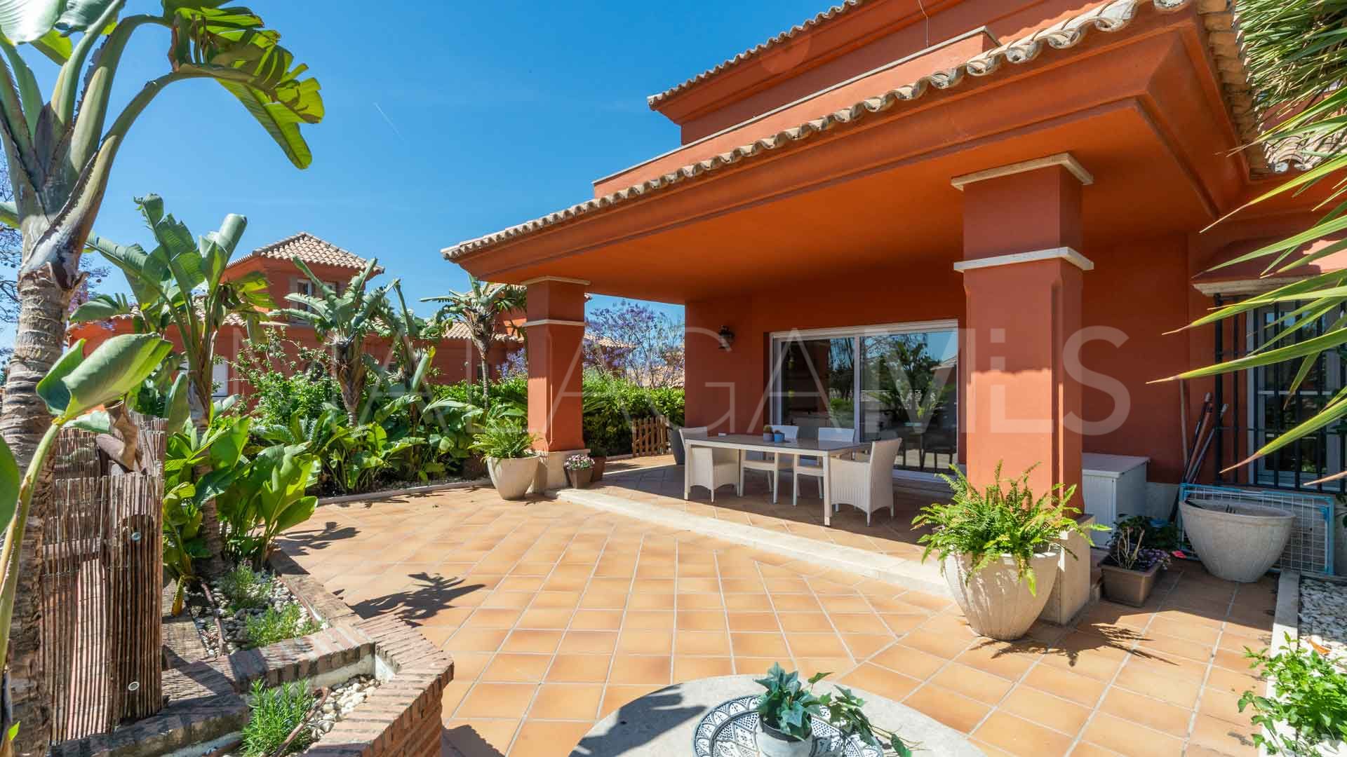 Villa pareada for sale in Santa Clara de 6 bedrooms