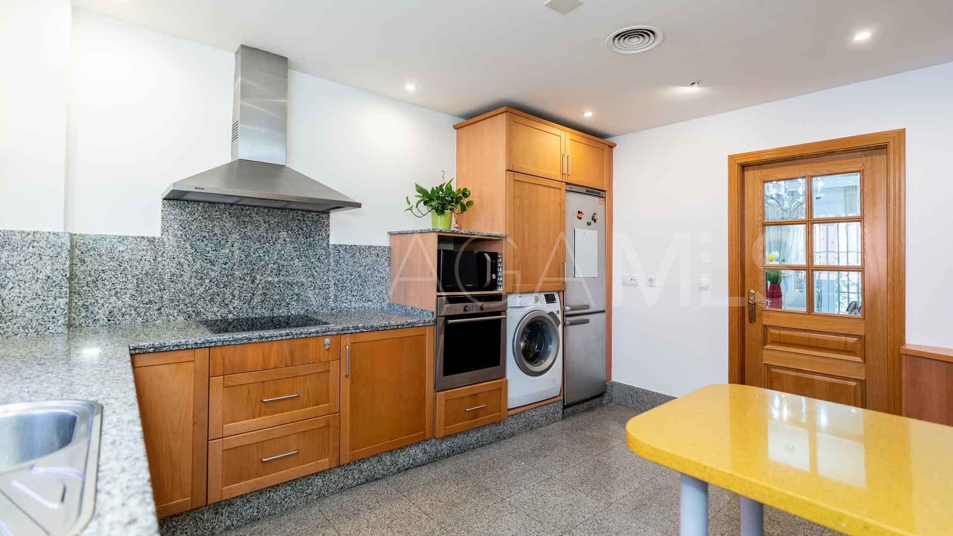 Villa pareada for sale in Santa Clara de 6 bedrooms