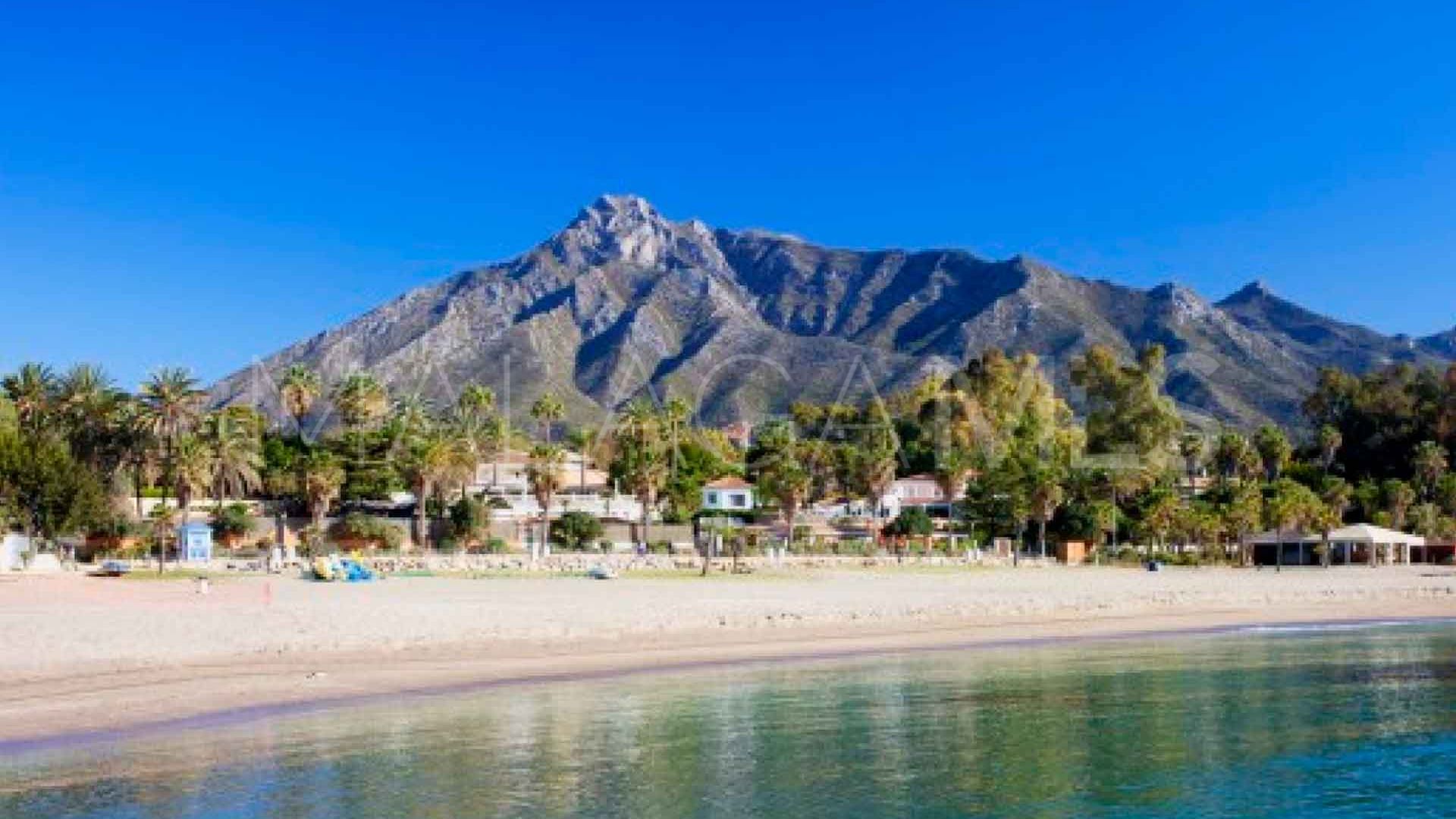 Villa pareada for sale in Santa Clara de 6 bedrooms