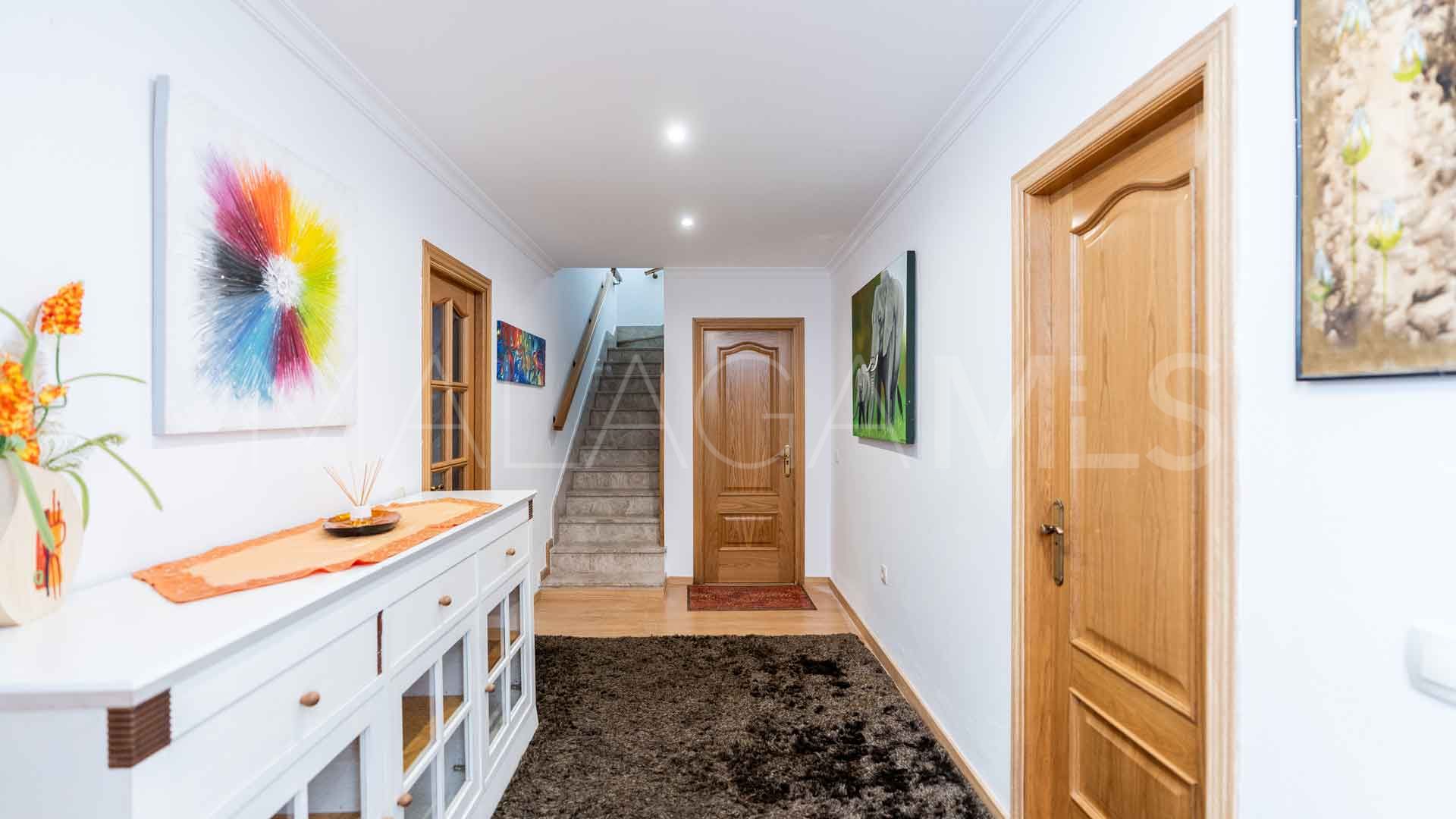 Villa pareada for sale in Santa Clara de 6 bedrooms