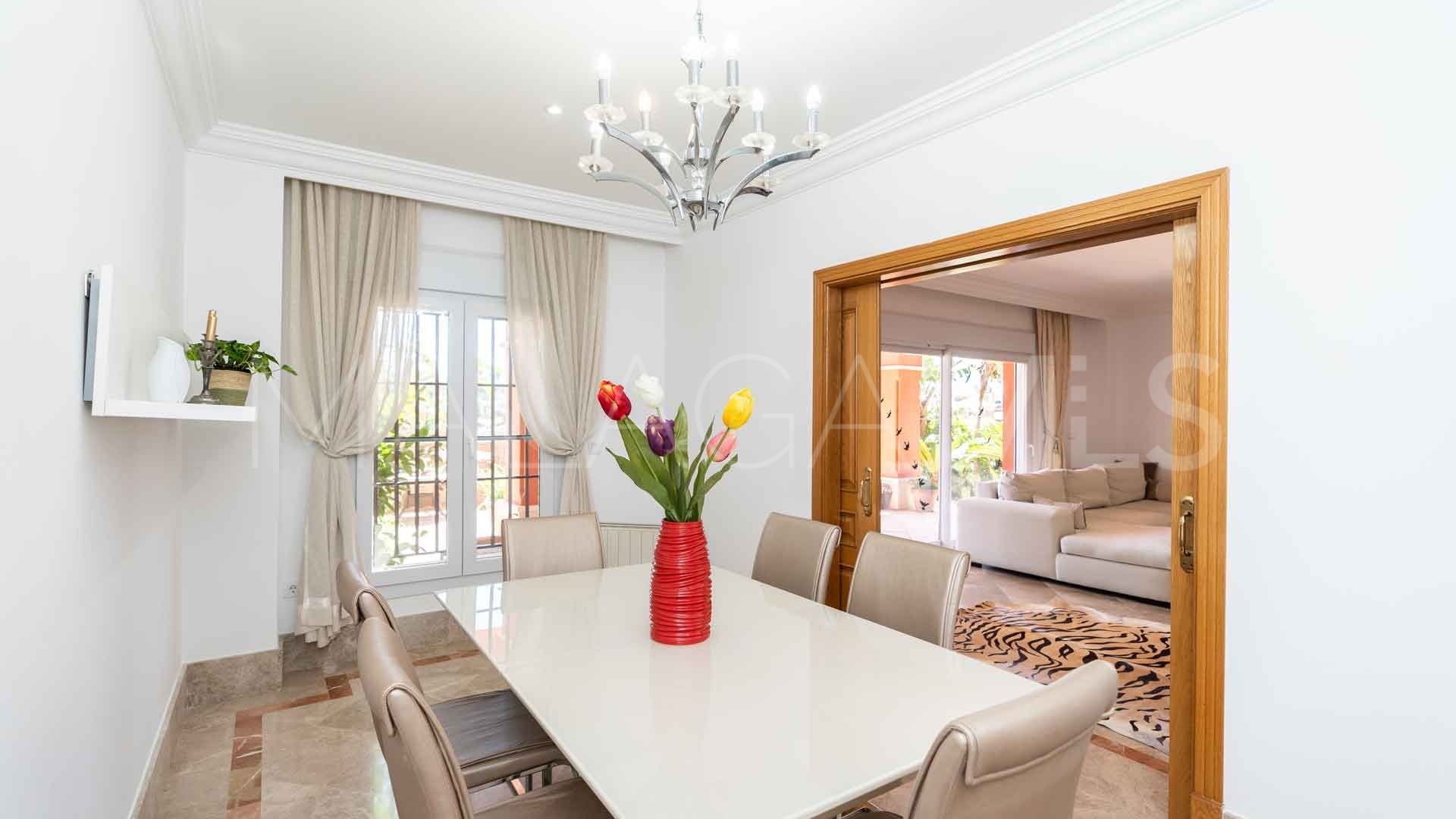 Villa pareada for sale in Santa Clara de 6 bedrooms