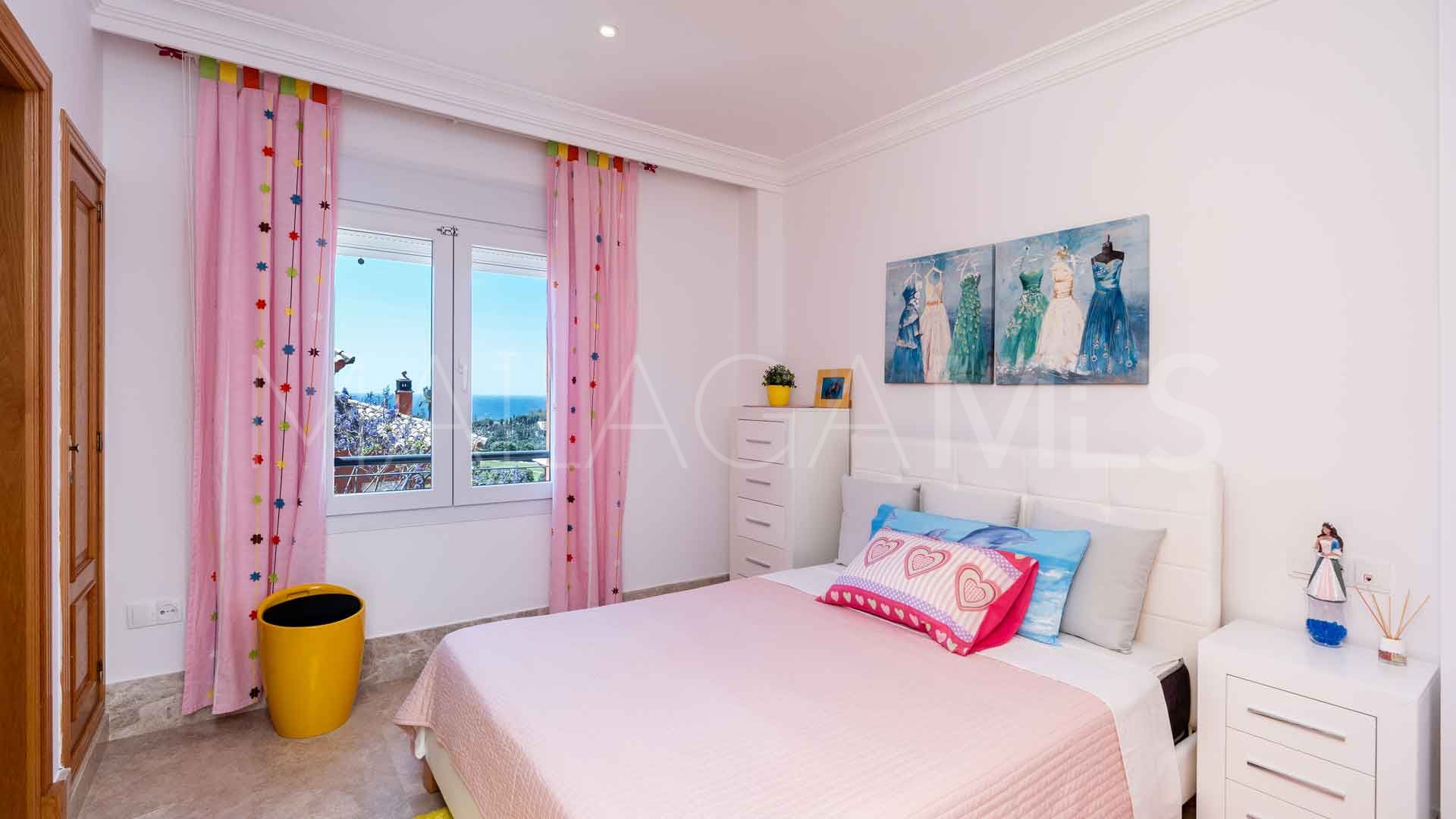 Villa pareada for sale in Santa Clara de 6 bedrooms