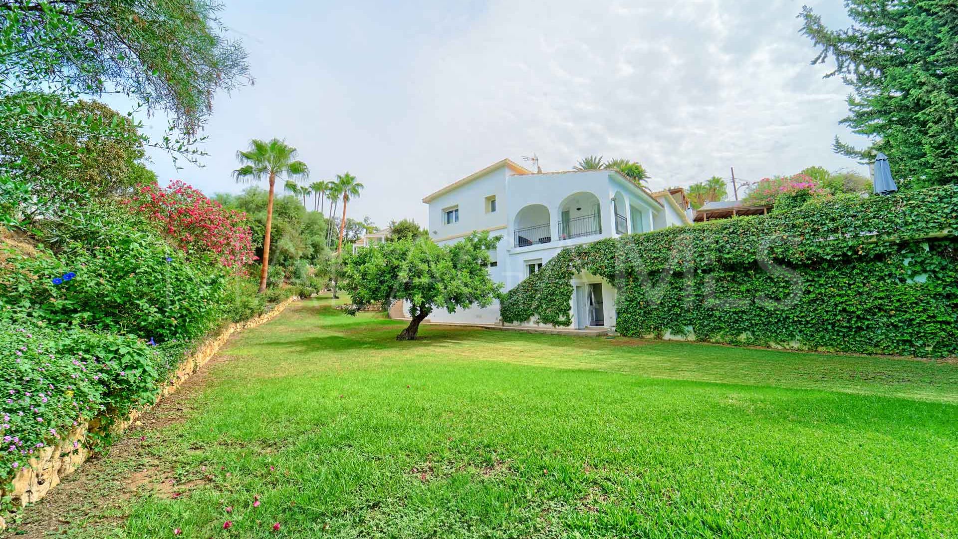 Villa for sale in El Rosario