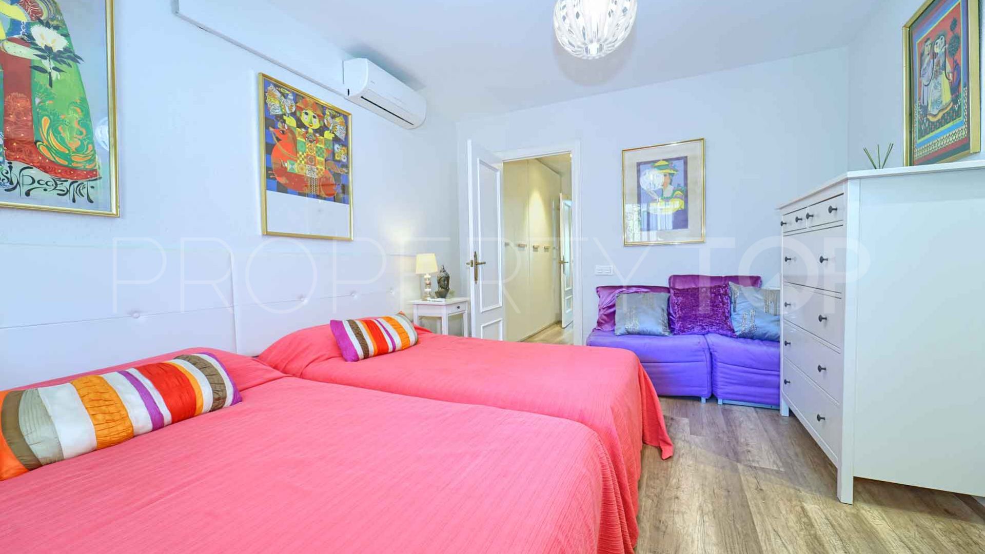 Marbella Centro, apartamento en venta con 2 dormitorios