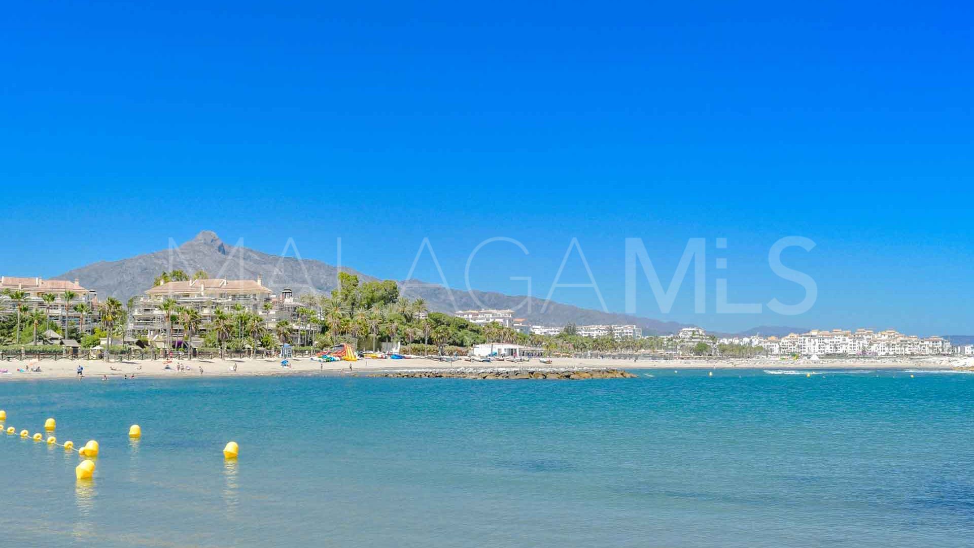 Plot in Guadalmina Baja for sale