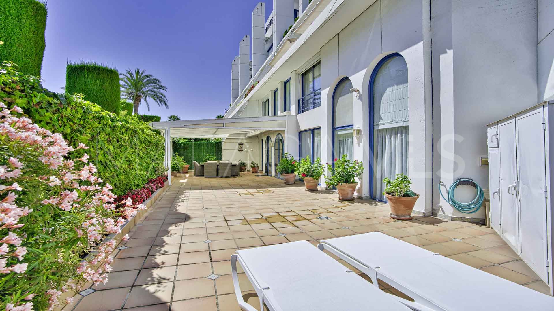 Marbella House, apartamento planta baja for sale de 3 bedrooms