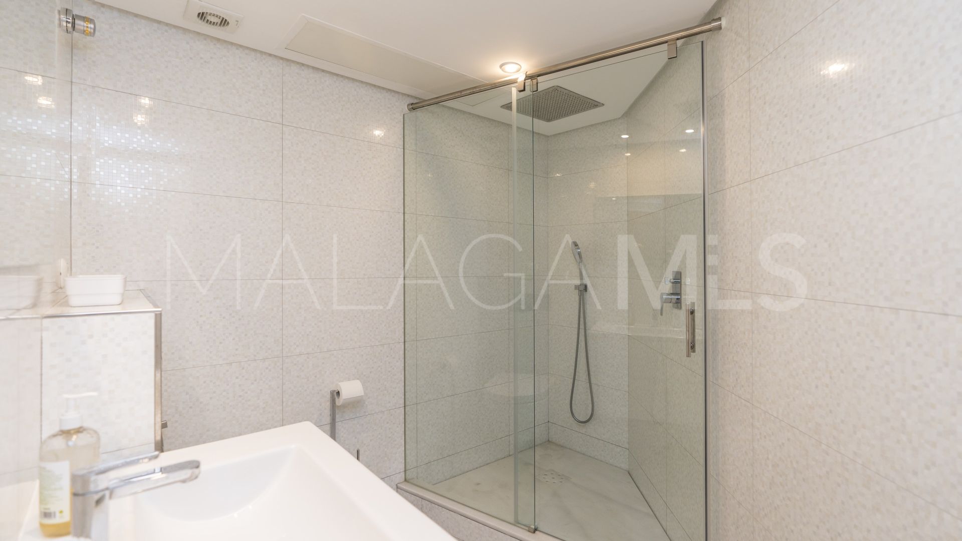 Marbella House, apartamento planta baja for sale de 3 bedrooms