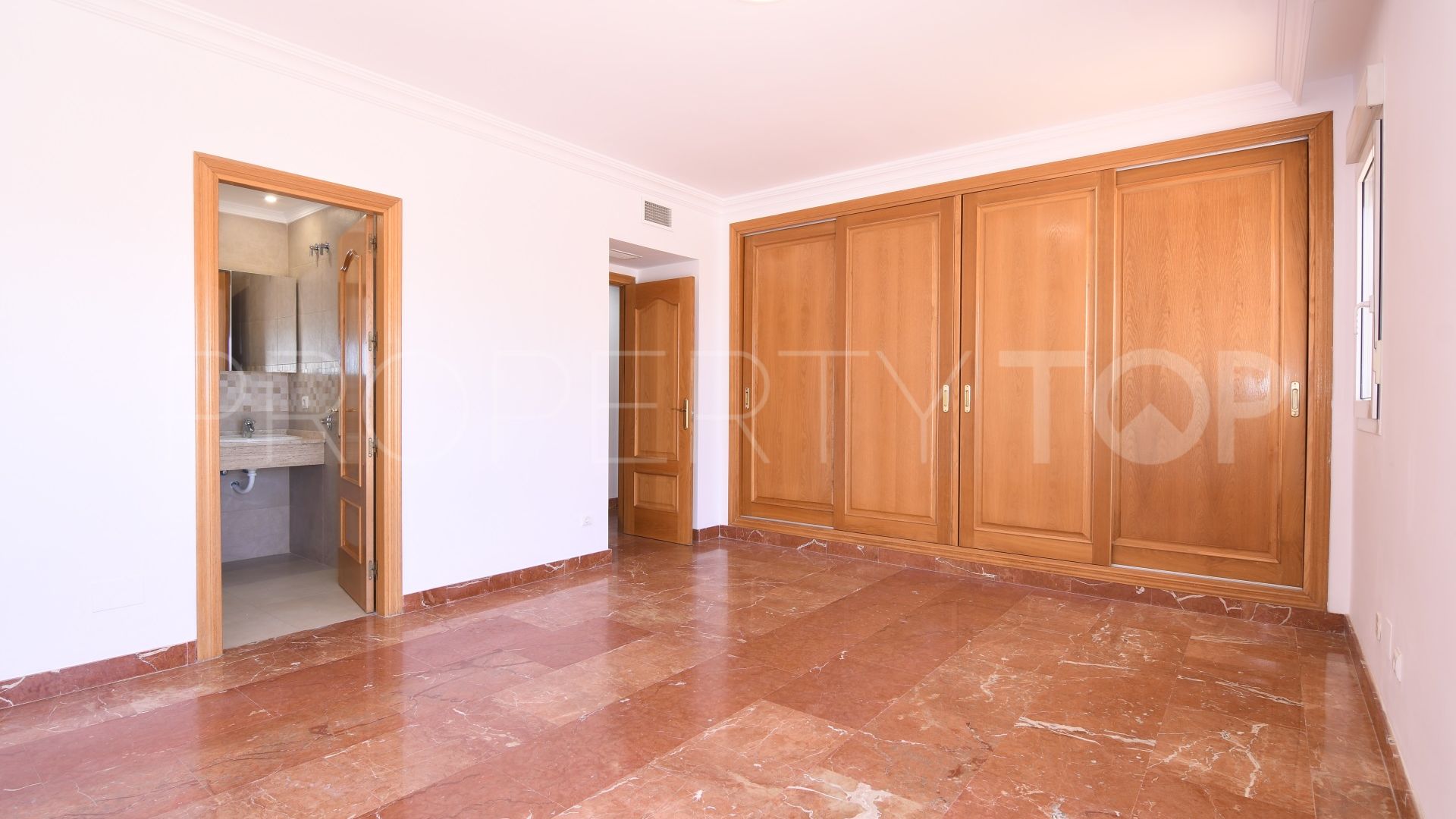 Semi detached villa for sale in Huerta Belón