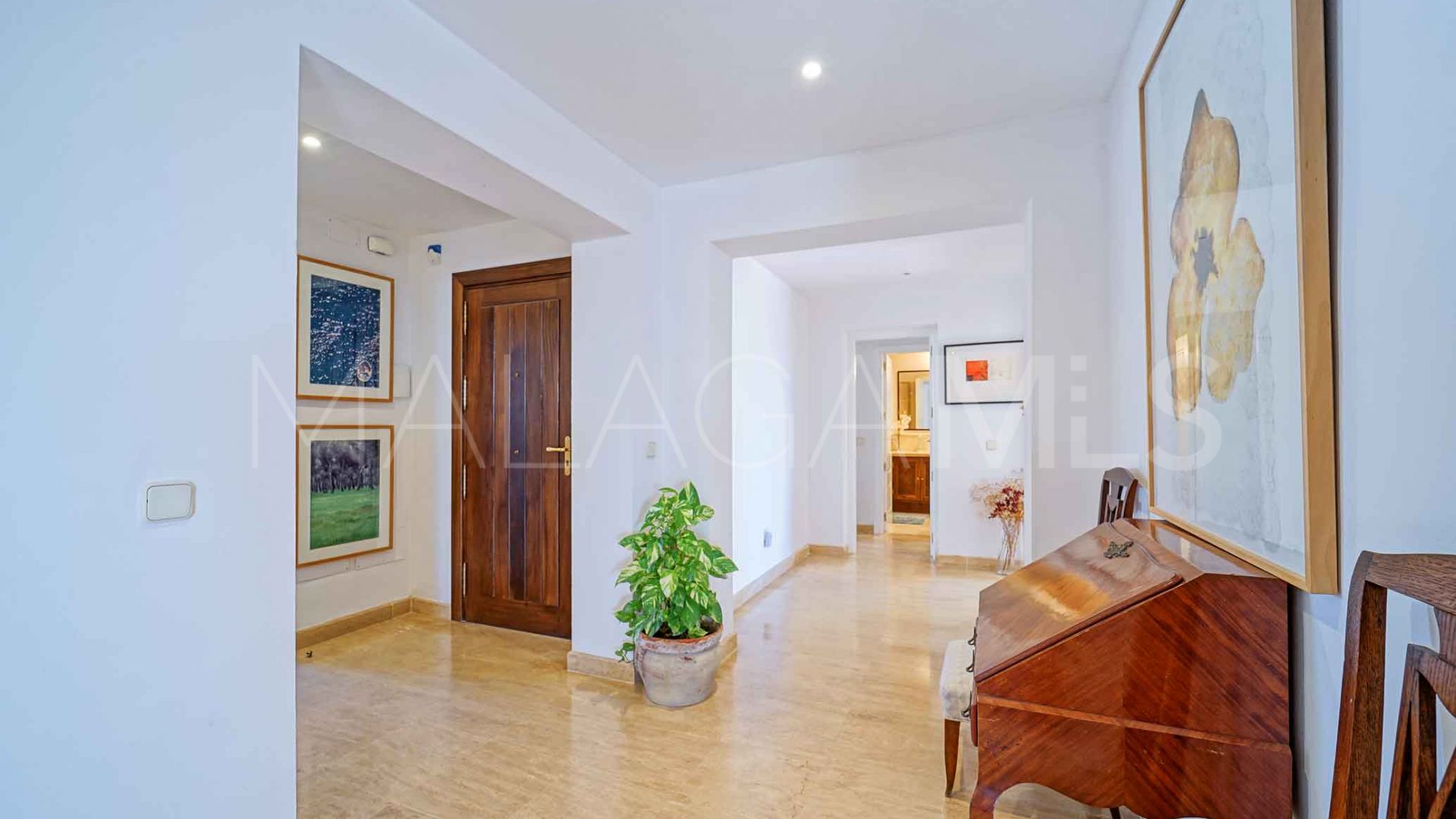 For sale penthouse in Rio Real with 3 bedrooms