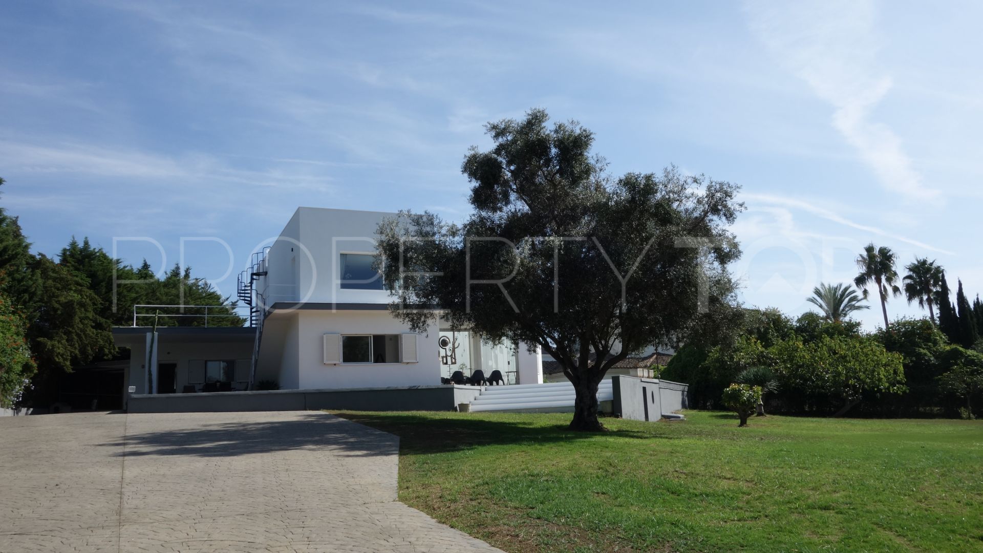 Zona D 5 bedrooms villa for sale