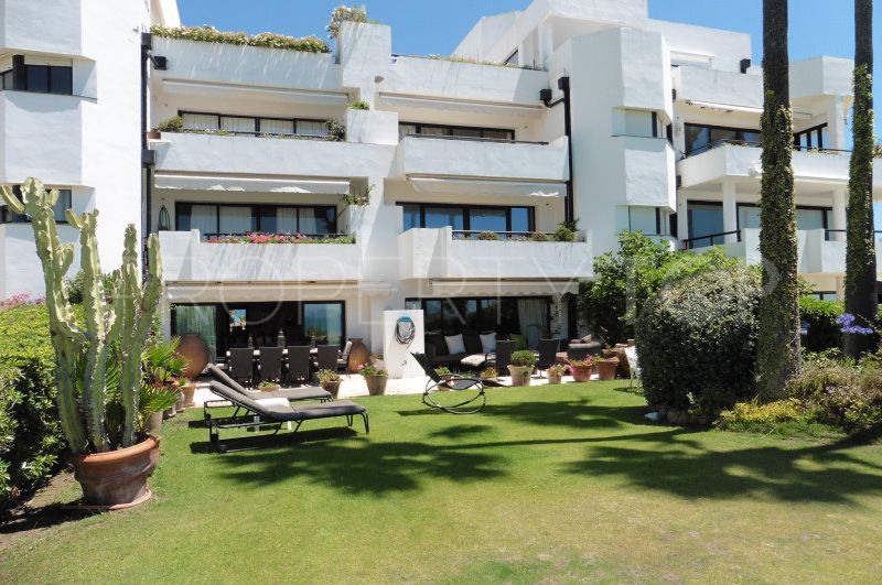 5 bedrooms ground floor apartment in Paseo del Río for sale