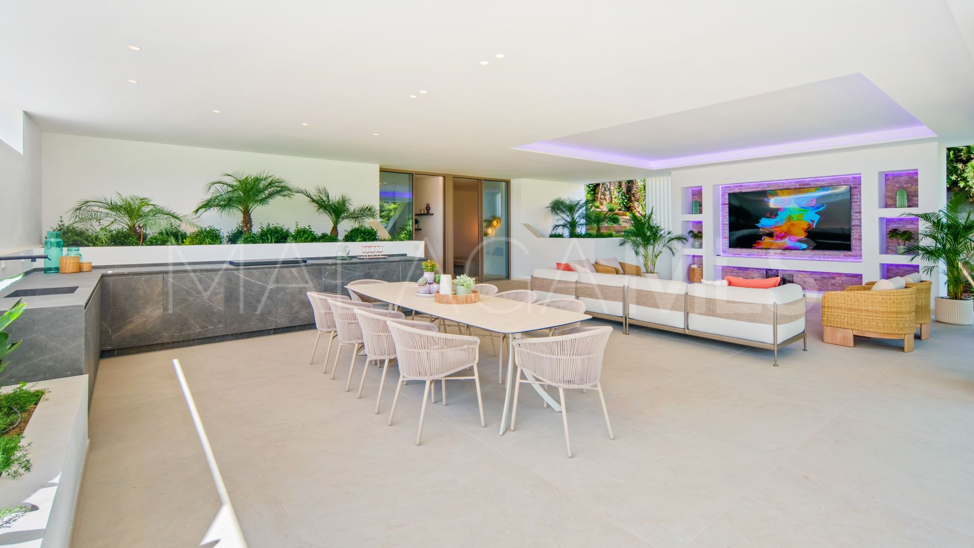 Buy Aloha 5 bedrooms villa