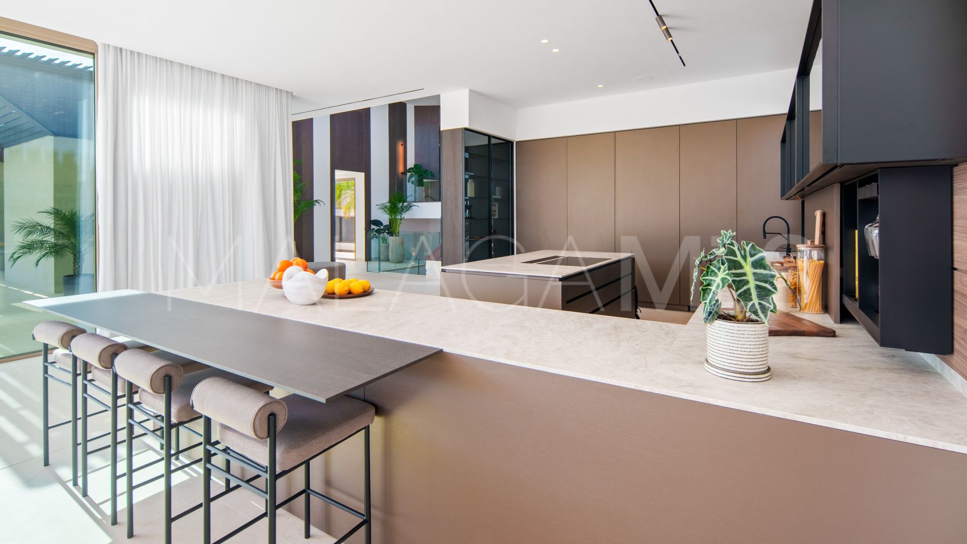 Buy Aloha 5 bedrooms villa