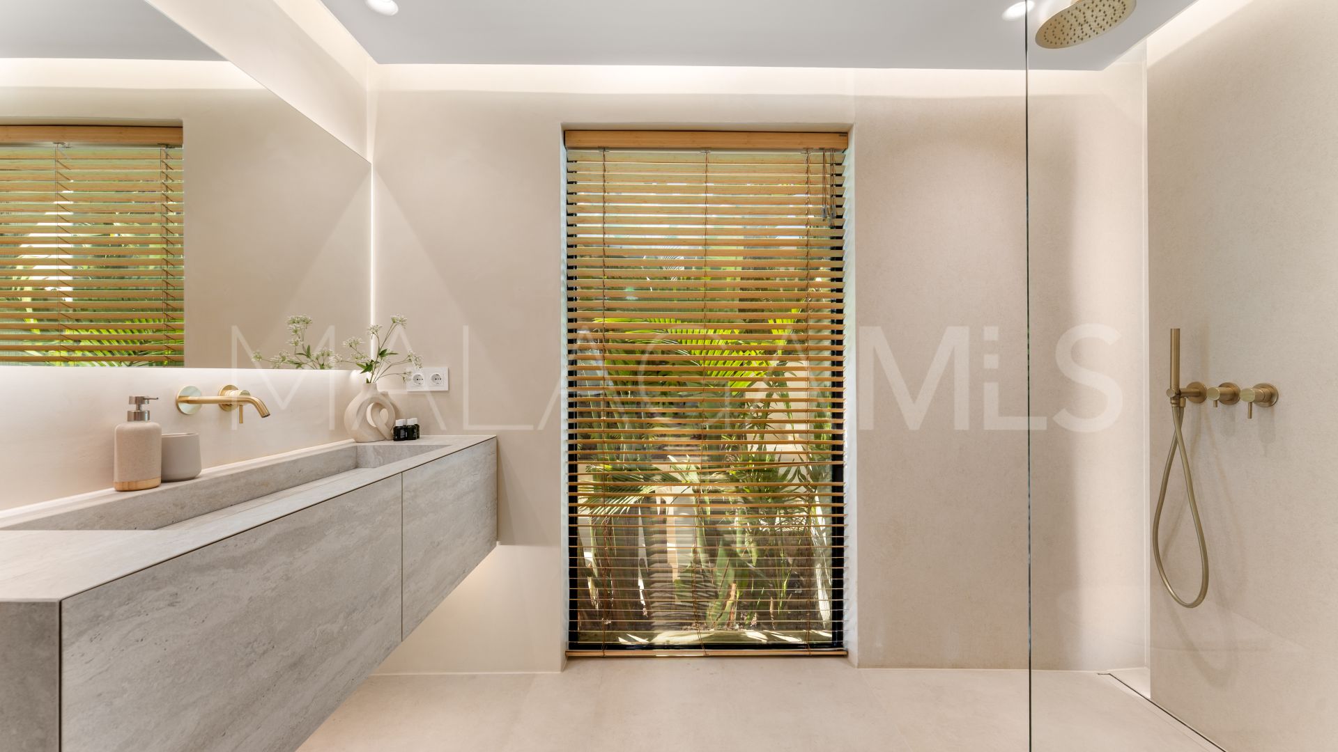 Nueva Andalucia, villa with 5 bedrooms for sale