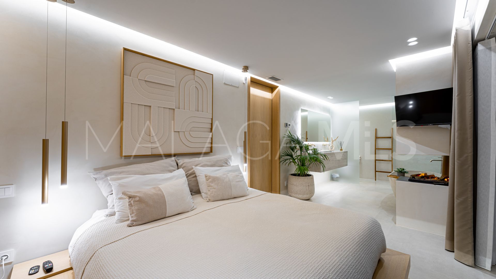 Nueva Andalucia, villa with 5 bedrooms for sale