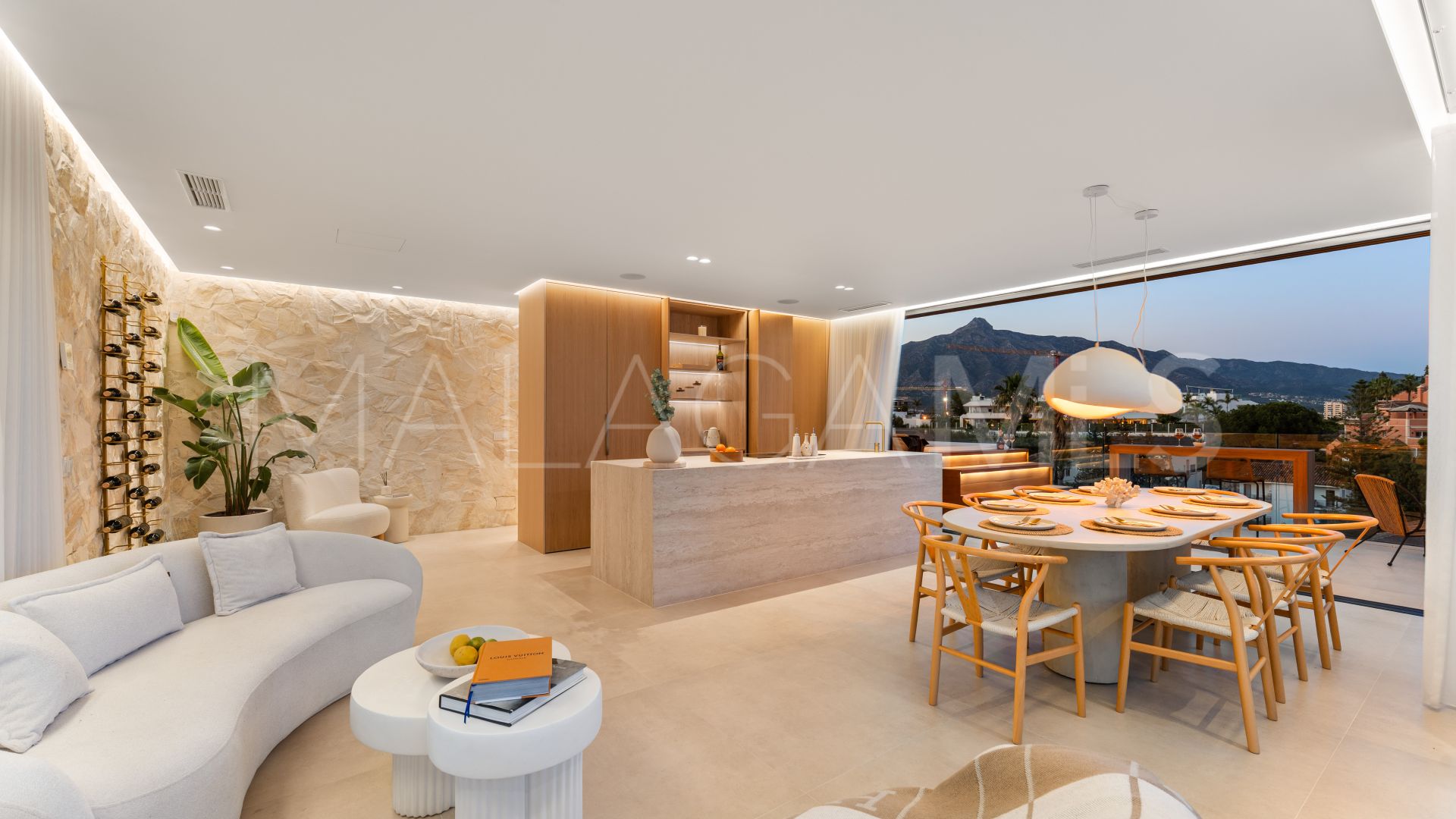 Nueva Andalucia, villa with 5 bedrooms for sale