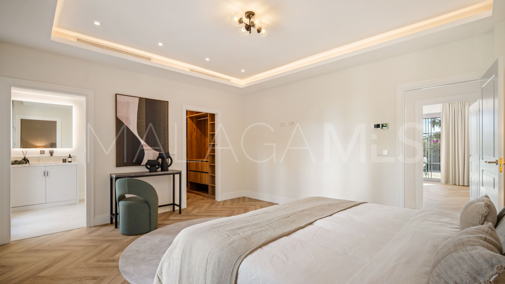 Villa for sale in Los Arqueros