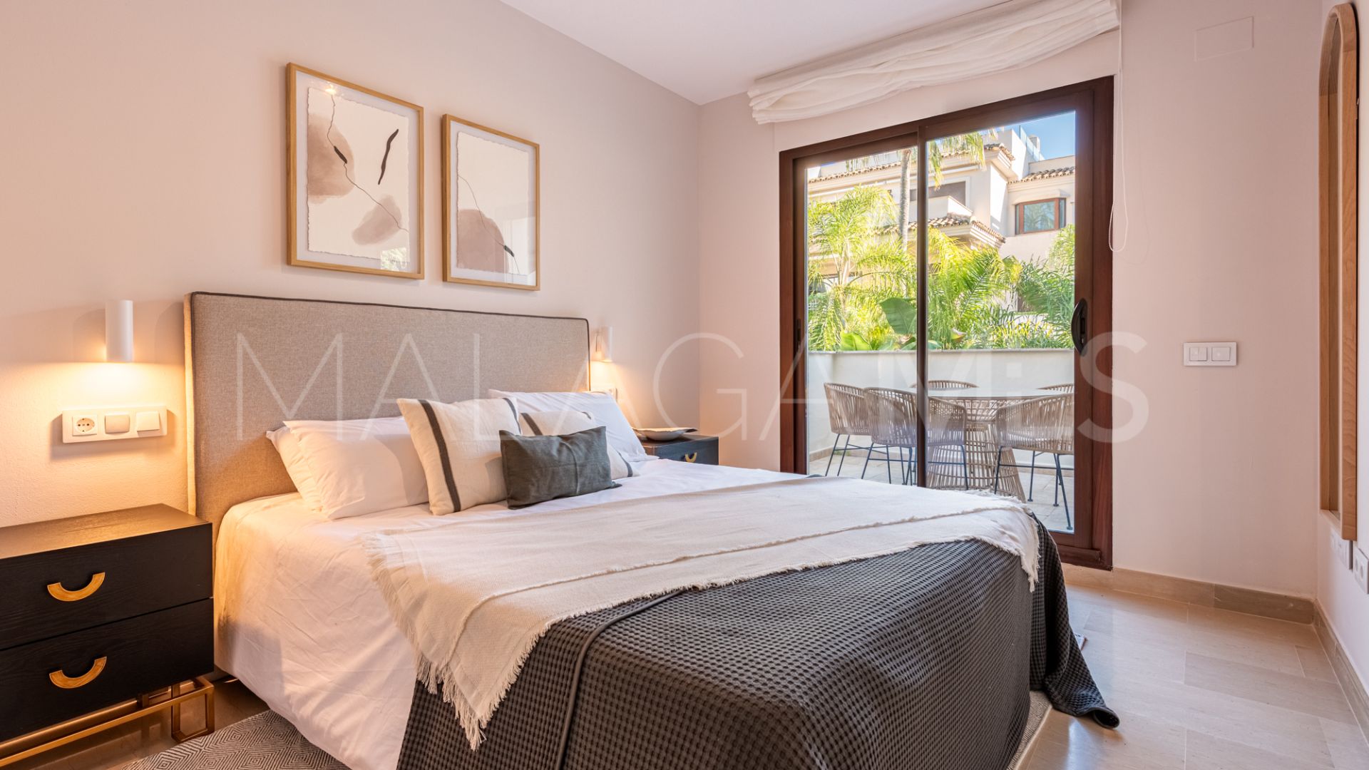 Se vende apartamento in Medina de Banús de 2 bedrooms