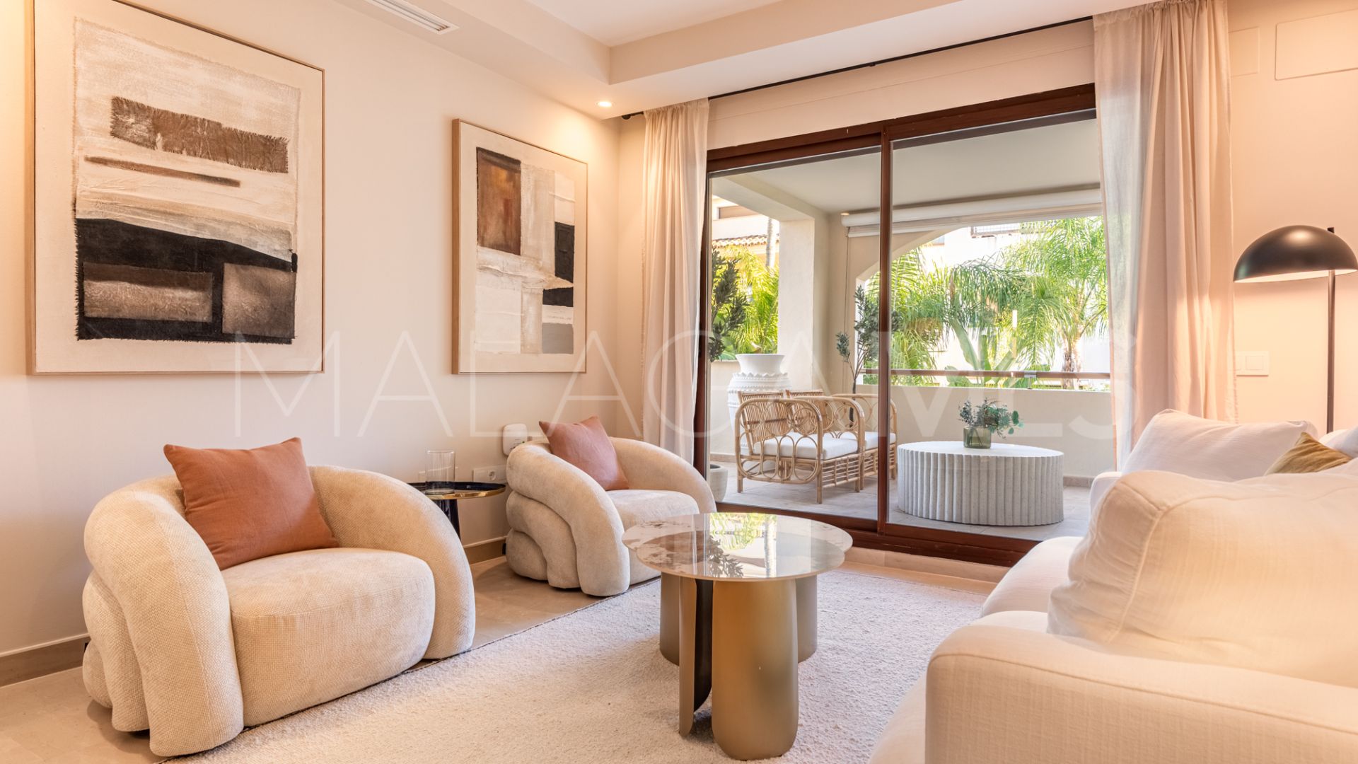 Se vende apartamento in Medina de Banús de 2 bedrooms