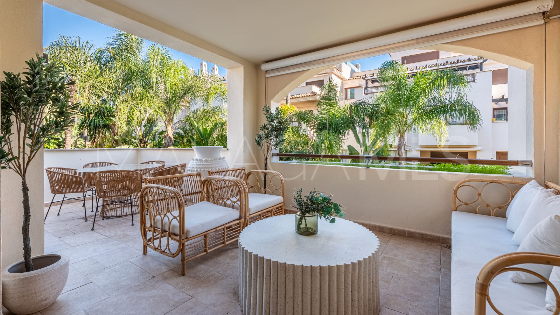Se vende apartamento in Medina de Banús de 2 bedrooms