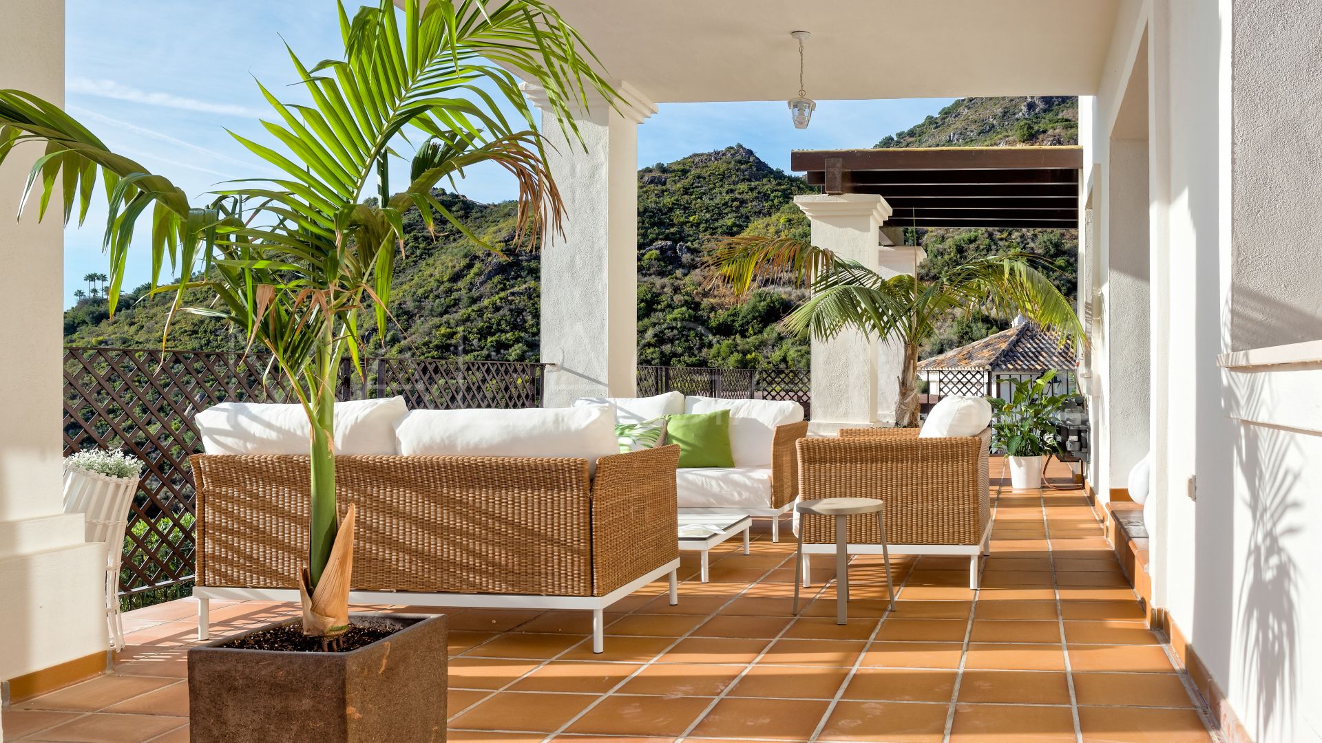 Villa for sale in Benahavis Hills Country Club