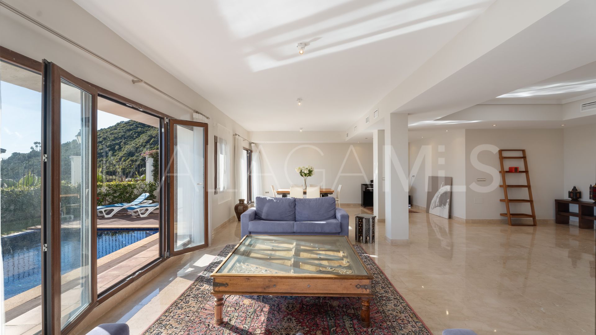 Villa for sale in Benahavis Hills Country Club