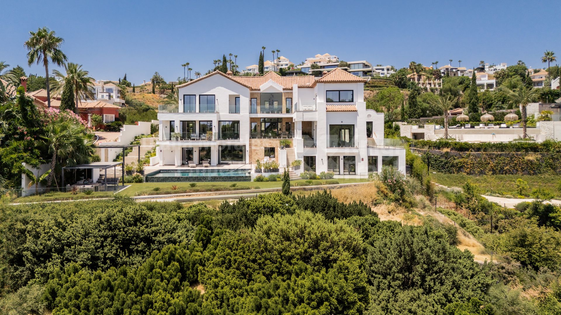 Los Flamingos, Villa Rebecka. Frontline golf villa with wonderful views in a gated community