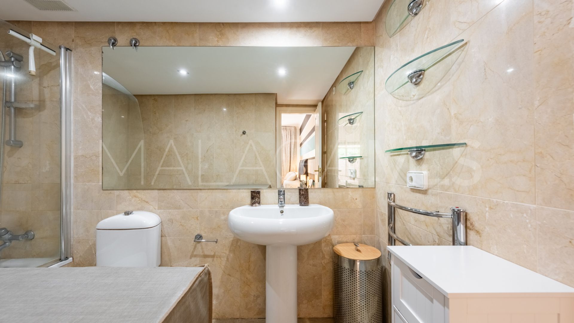 For sale Coto Real II apartment
