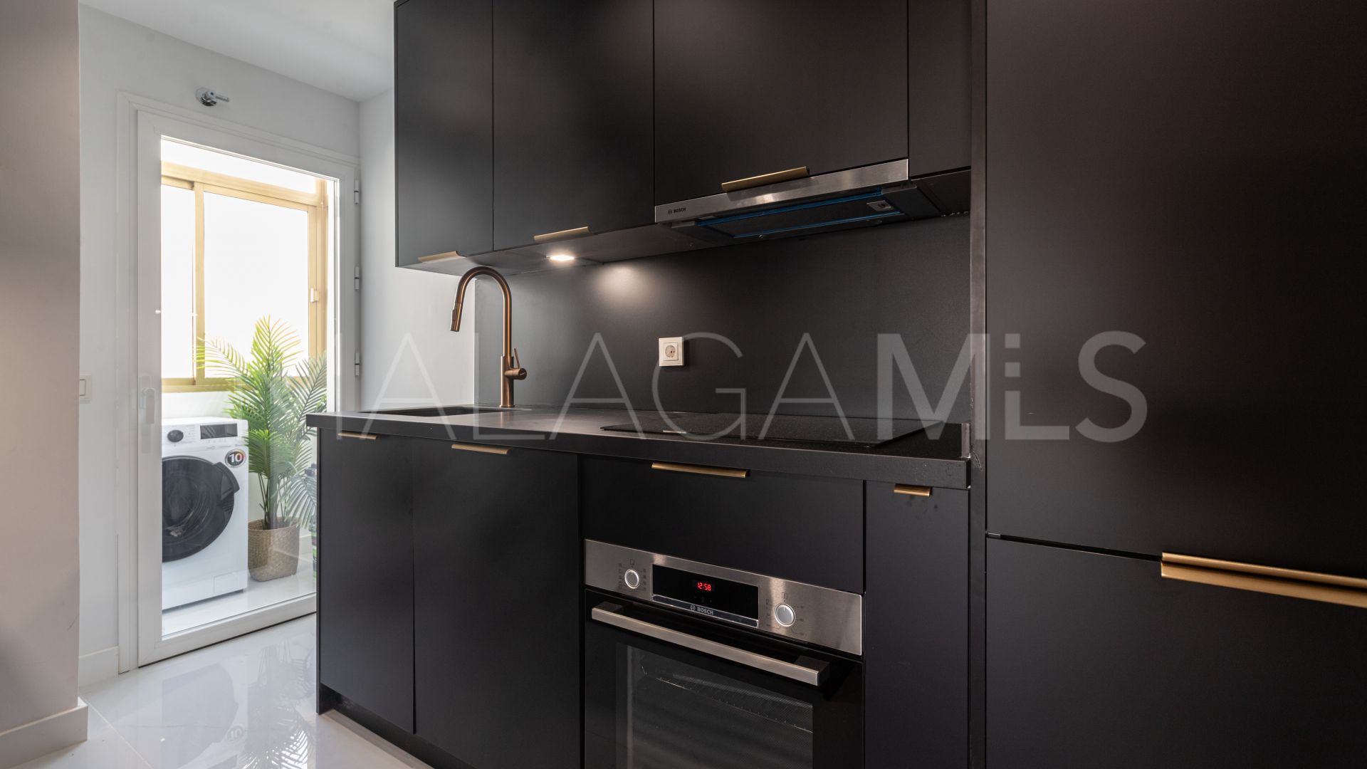 Appartement terrasse for sale in Marbella City