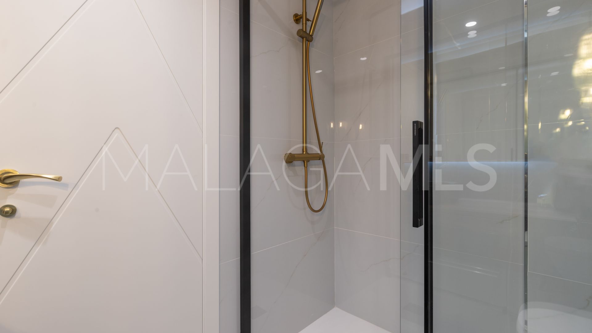 Appartement terrasse for sale in Marbella City