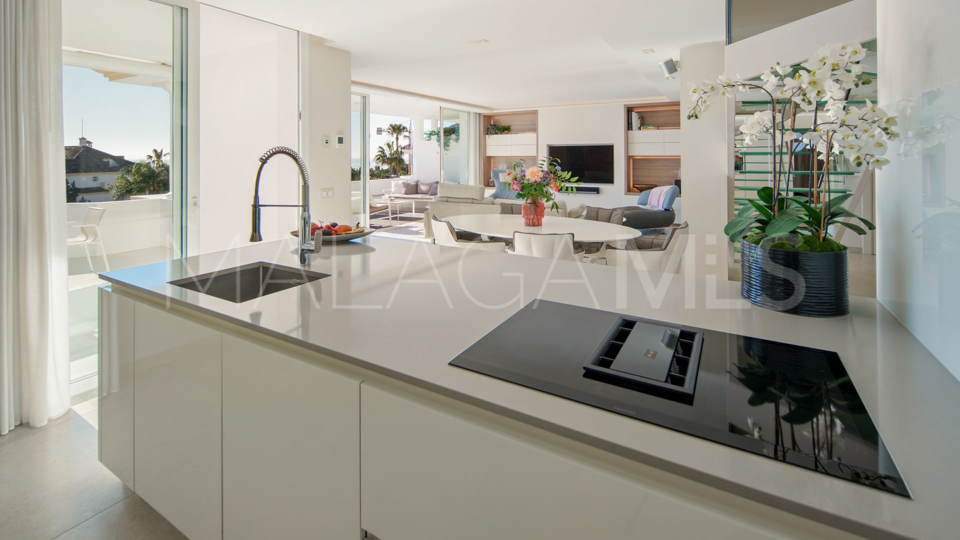 Duplex penthouse for sale in Monte Paraiso