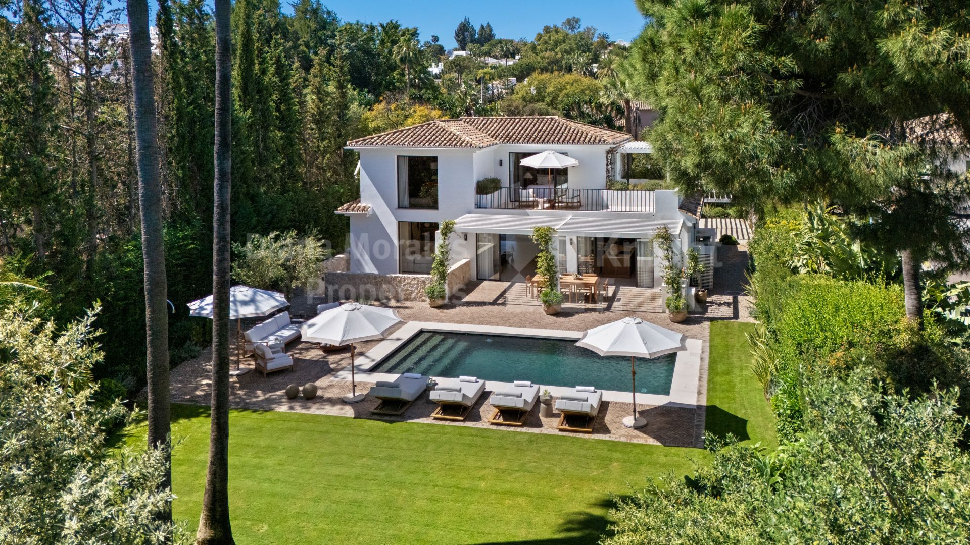 Casa Koi, a beachfront villa at Las Brisas Golf