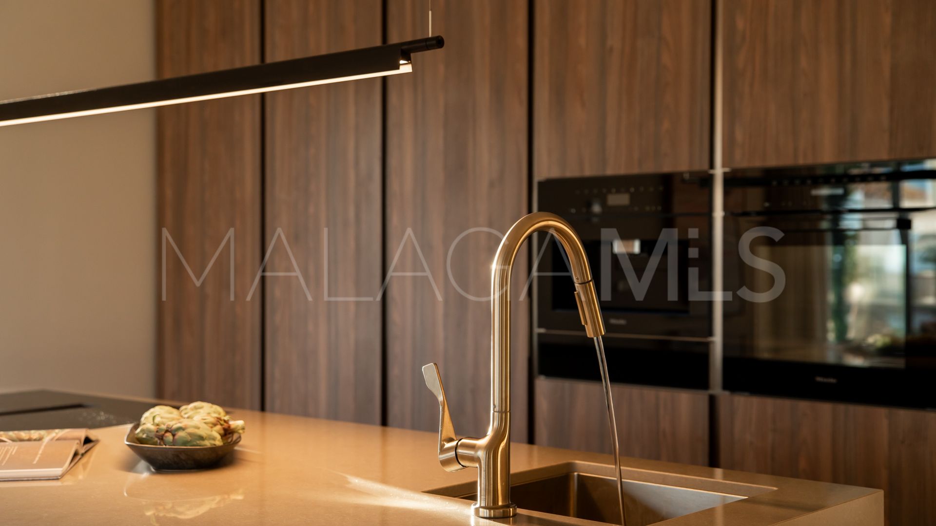 Villa for sale in Paraiso Alto