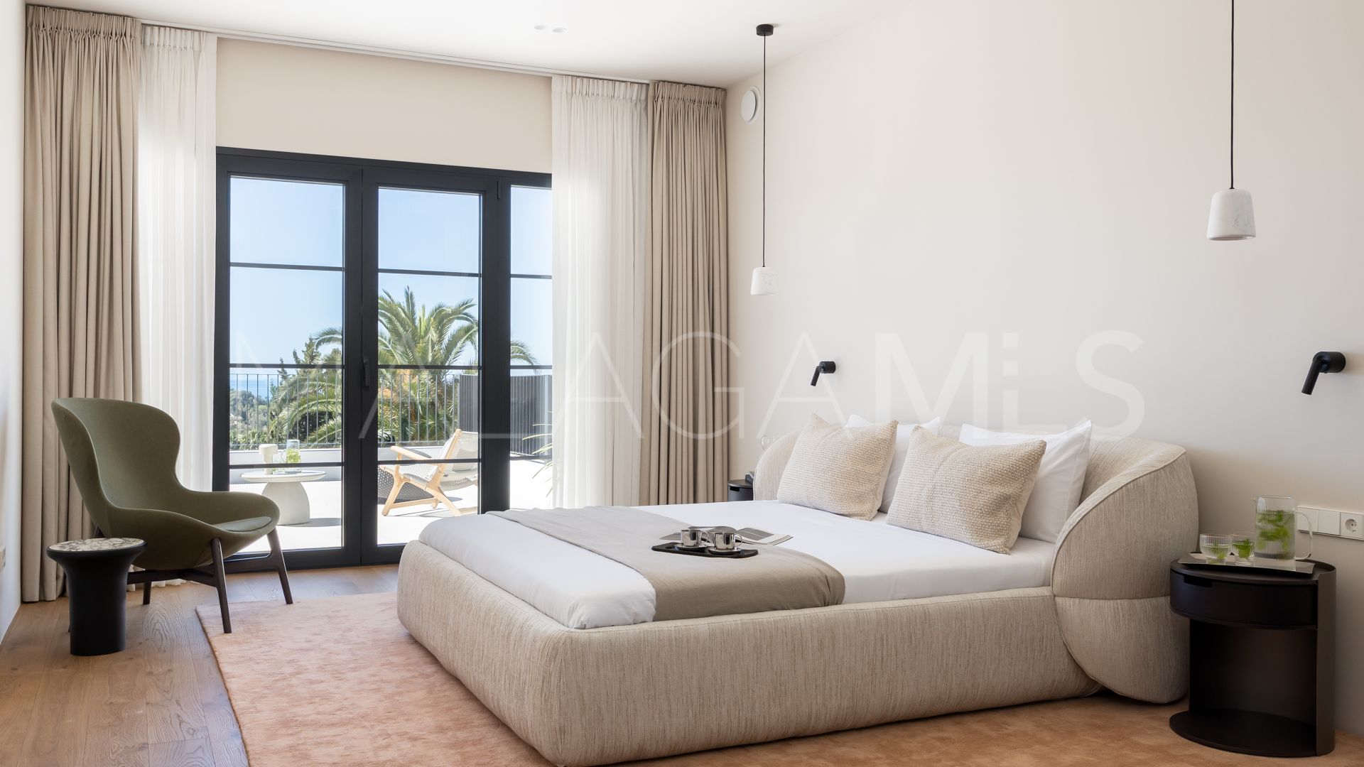 Villa for sale in Paraiso Alto