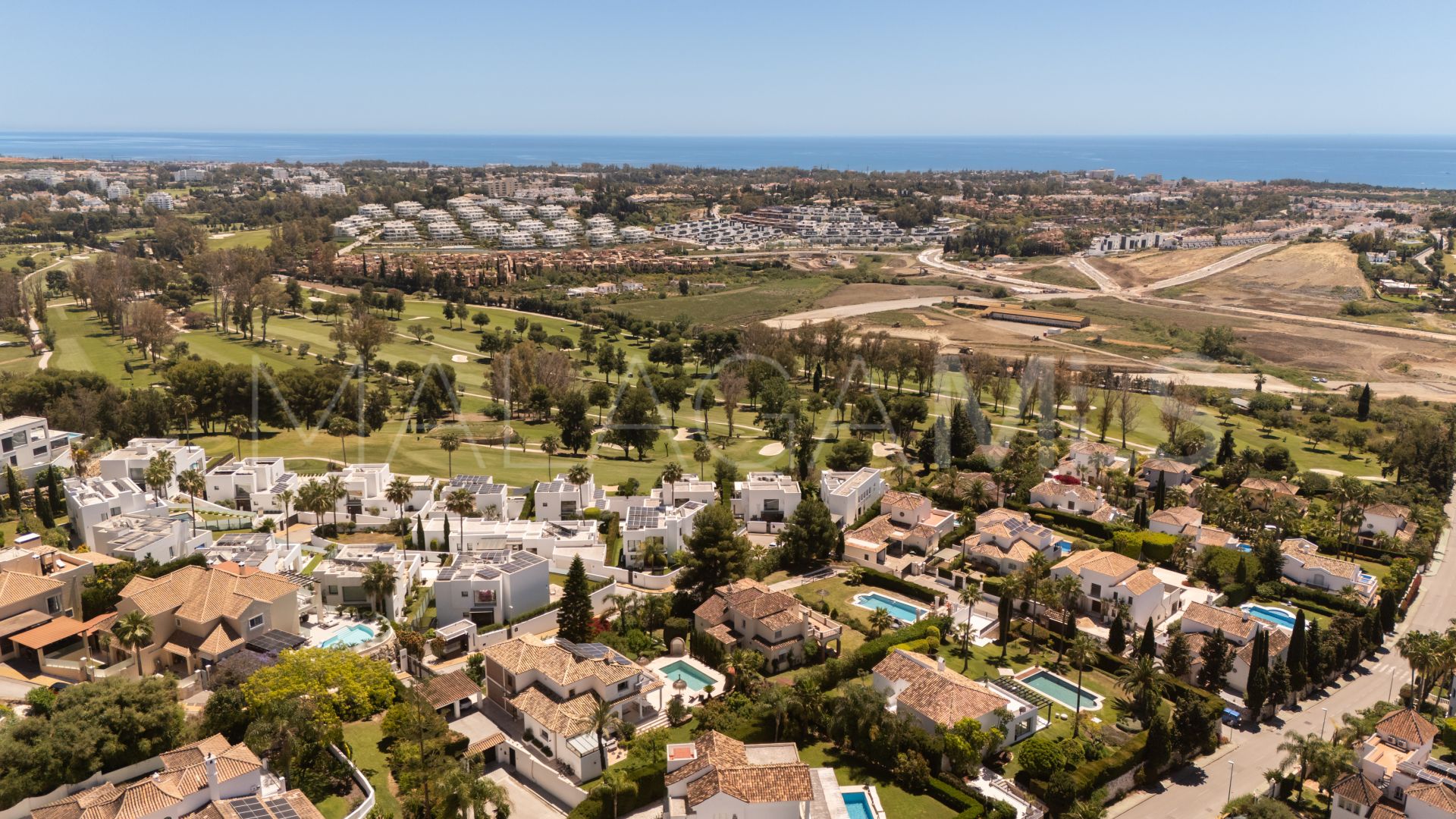 Villa for sale in Paraiso Alto