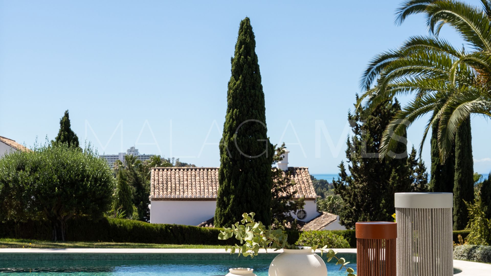 Villa for sale in Paraiso Alto