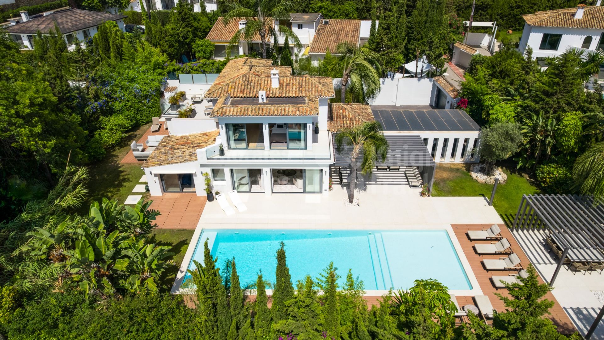 Villa Pacific: privacy and comfort next to Las Brisas Golf