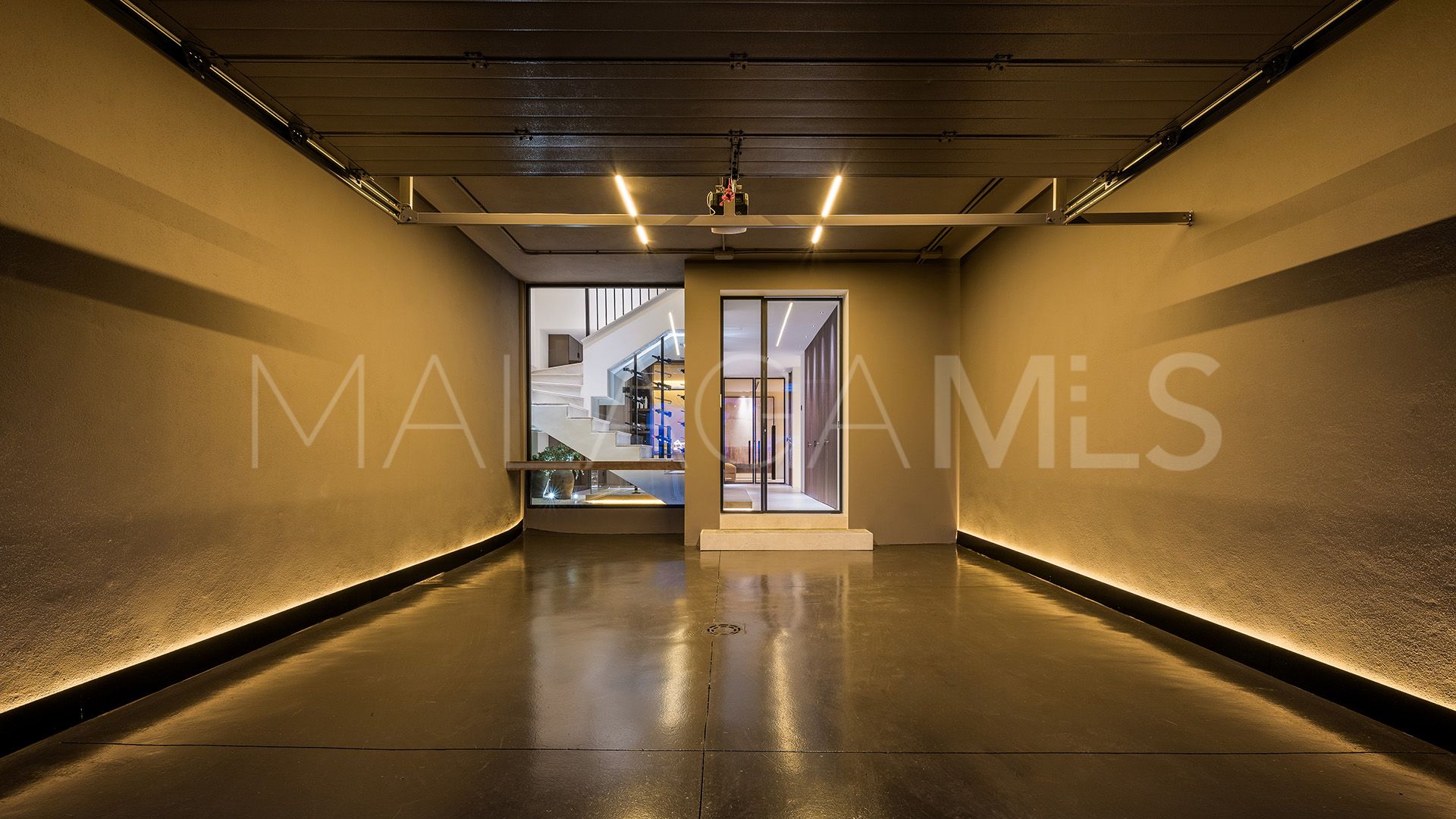 Villa for sale in Bellevue