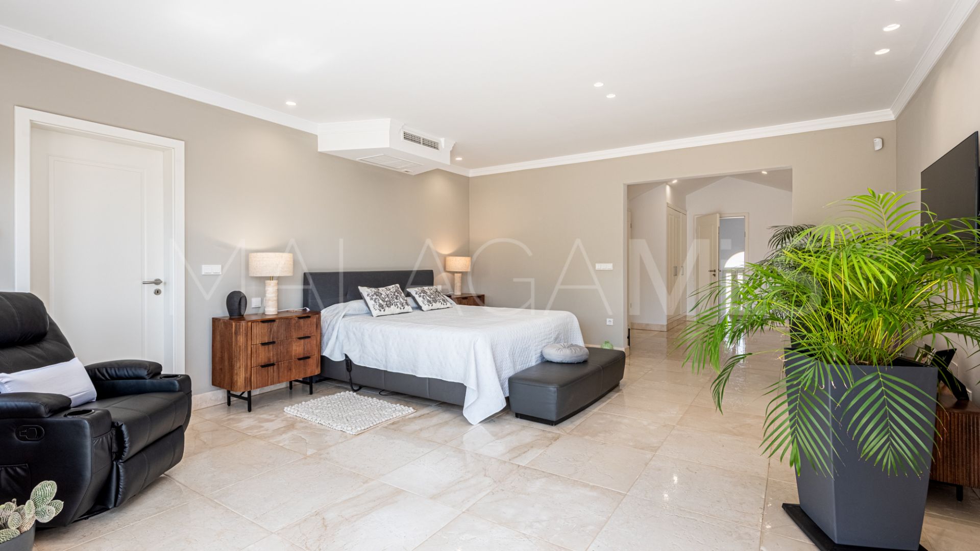 Villa for sale in Hacienda las Chapas