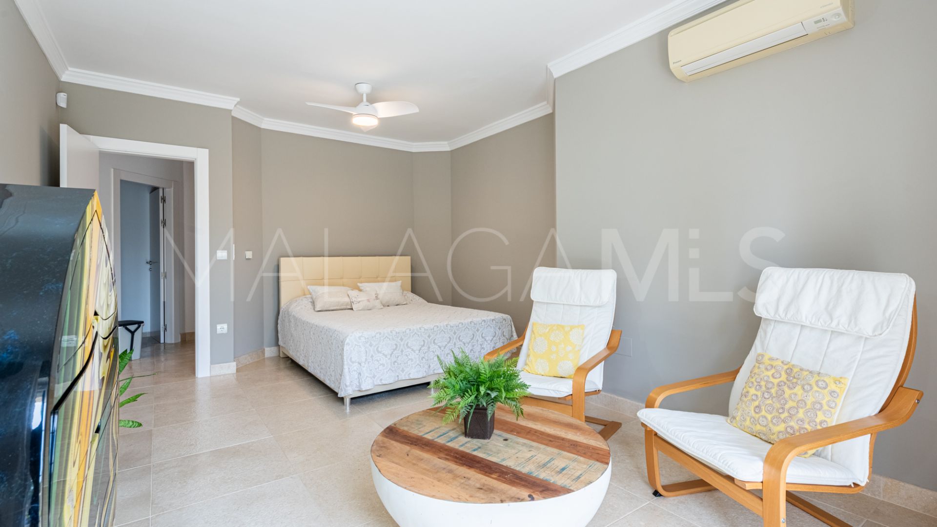 Villa for sale in Hacienda las Chapas