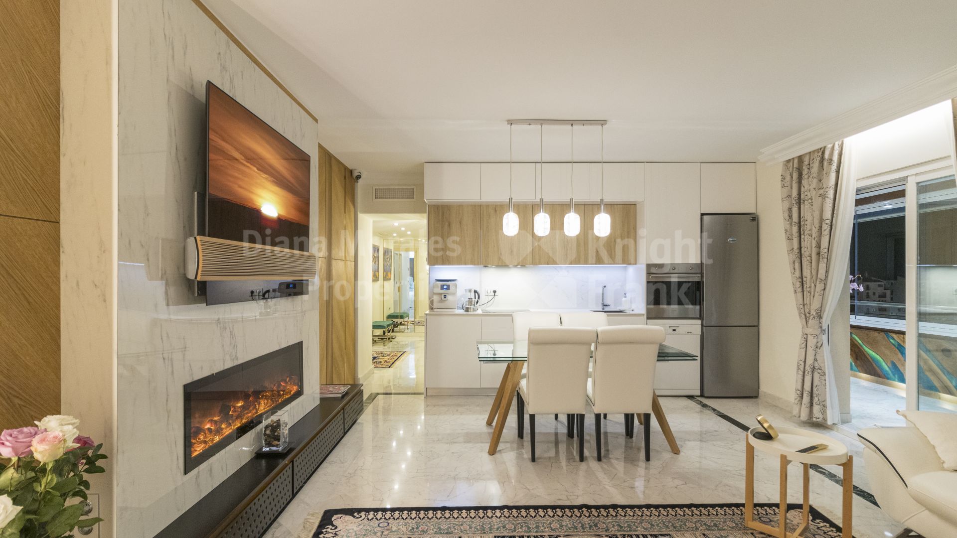 Marina Banus, Modern style apartment in Puerto Banus