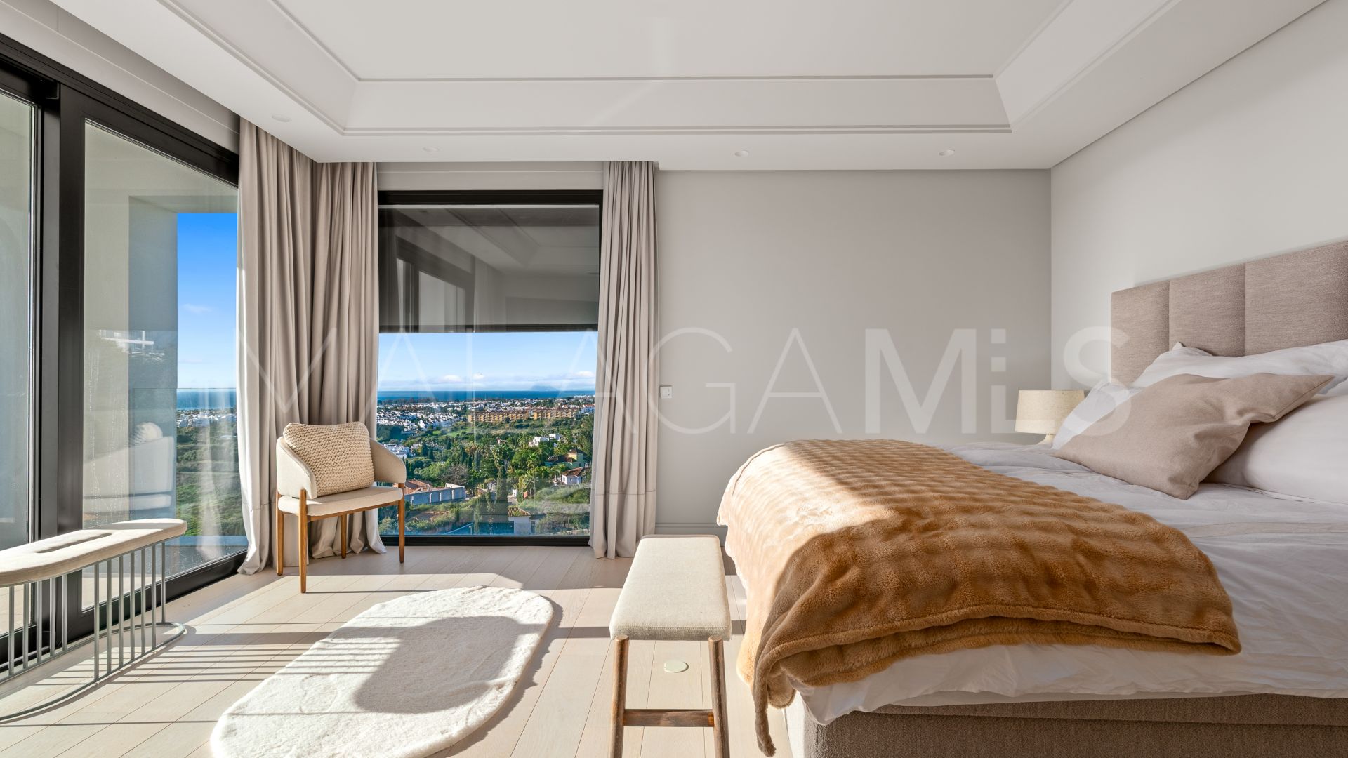 5 bedrooms villa for sale in El Paraiso