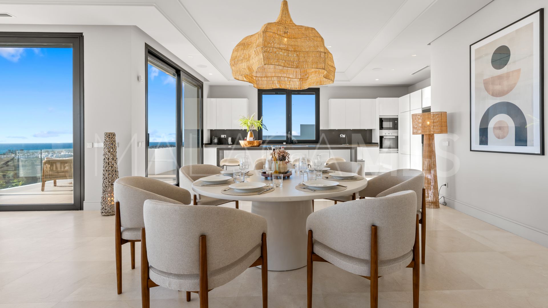 5 bedrooms villa for sale in El Paraiso